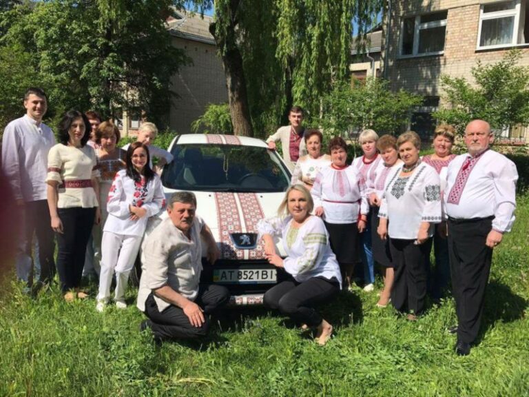Читачі “Галки” показали, як святкували День вишиванки (ФОТО)