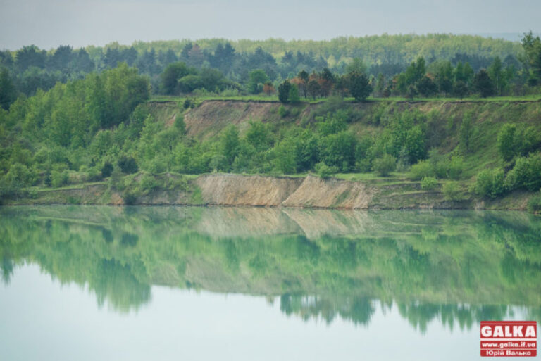 Спеціалісти визначили, чи можна купатися на Домбровському кар’єрі