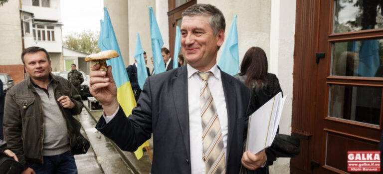 “Хімічний, та їстівний”. Депутат знайшов гриб на хвостосховищі (ФОТОФАКТ)