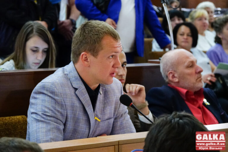 Справу про корупційне порушення депутата-укропівця перенесли