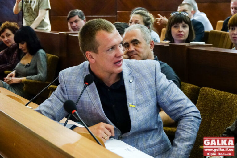 Мерінов, якого підозрюють у корупційному правопорушенні, знову не з’явився у суд