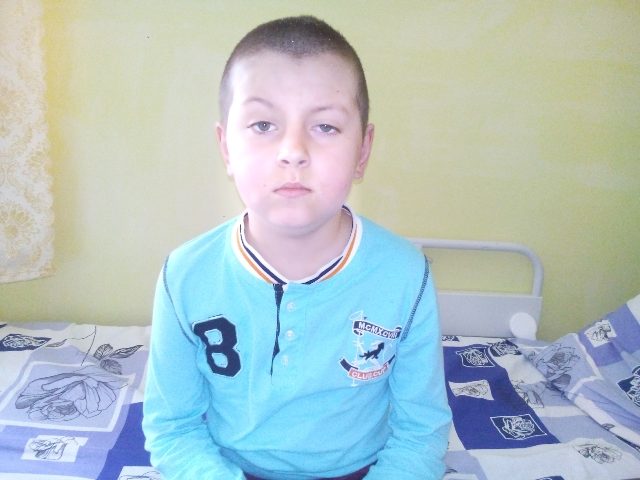 Потрібна допомога хлопчику з Франківщини