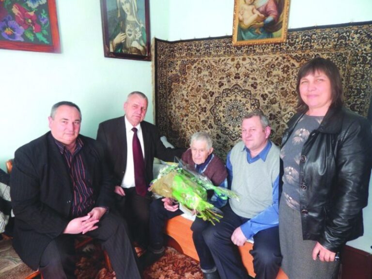 Прикарпатець відсвяткував 104-ий день народження (ФОТОФАКТ)