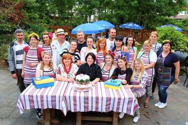 Благодійний пікнік влаштували у Лондоні, щоб допомогти хворій надвірнянці