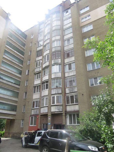 У Франківську жорстоко вбили чоловіка льодорубом