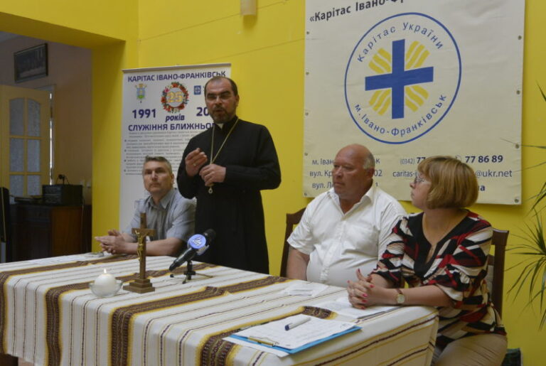 Карітас запрошує родини загиблих учасників АТО у «Центр підтримки сім’ї» (ФОТО)