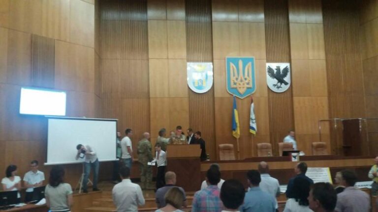 Близько сотні франківських бійців отримали відзнаку “Учасник АТО” (ФОТО)