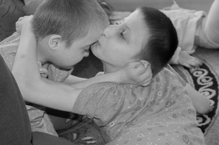 Небайдужих просять допомогти збудувати новий дім для сиріт із інвалідністю