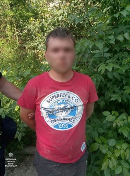 На Галицькій побили та обікрали франківця (ФОТОФАКТ)