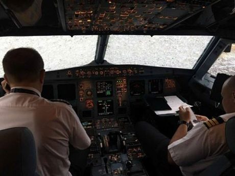 У Франківську аварійно сів літак з Валенсії