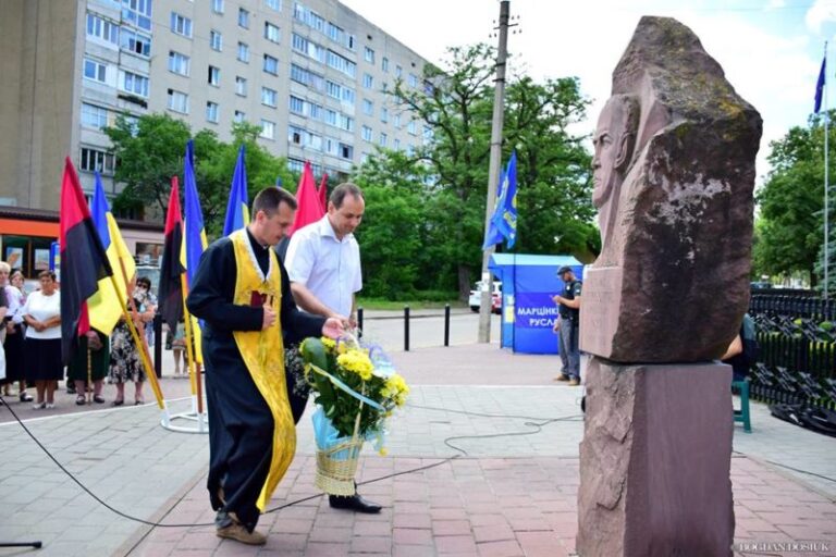 У Франківську вшанували пам’ять Степана Ленкавського (ФОТО)