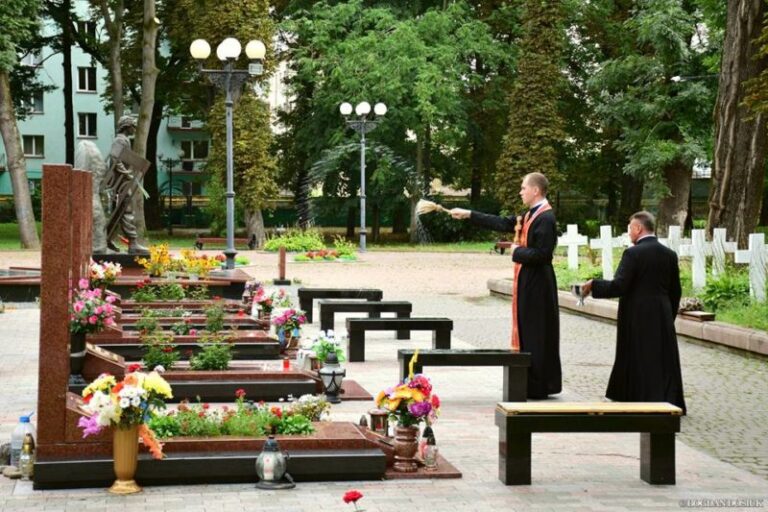 У Франківську вшанували загиблого атовця (ФОТО)
