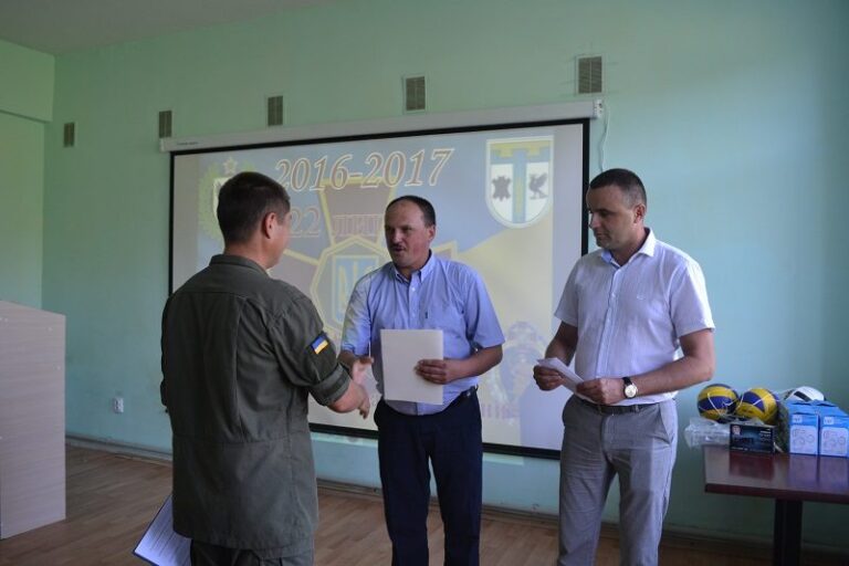 На Франківщині відзначили нацгвардійців (ФОТО)
