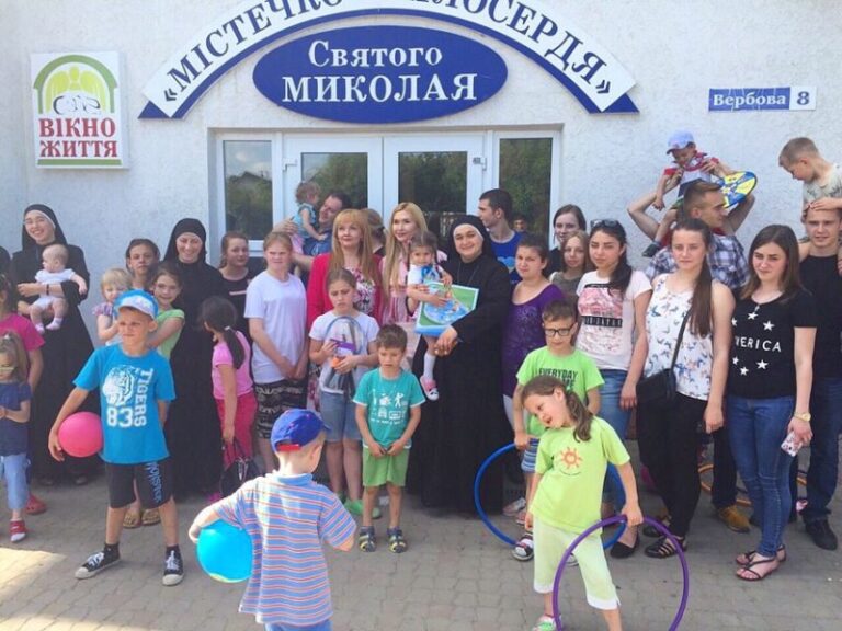 Дому милосердя у Крихівцях необхідна допомога