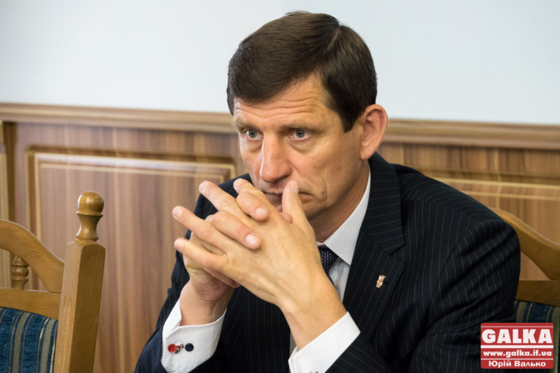 Голова облради переживає, що поляків  ув’язнюватимуть за вітання “Слава Україні”