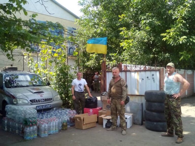 Прикарпатці відзвезли чергову допомогу на Схід (ФОТО)