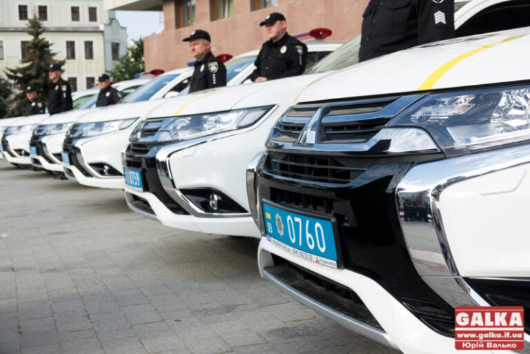 Франківські копи відтепер патрулюватимуть дорогу до Тисмениці, Коломиї та Снятина
