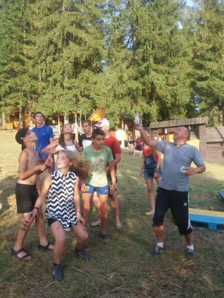 На Веховинщині організували всеукраїнський літній наметовий табір (ФОТО)