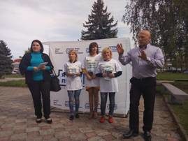 У Долині провели вуличну акцію “Я маю право”