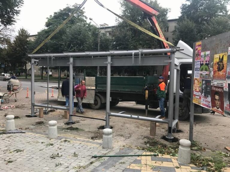 На чотирьох вулицях міста з’являться нові зупинки