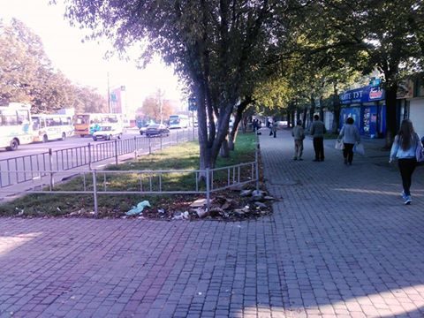 Муніципальні інспектори не виявили стихійної торгівлі на “БАМі” (ФОТО)