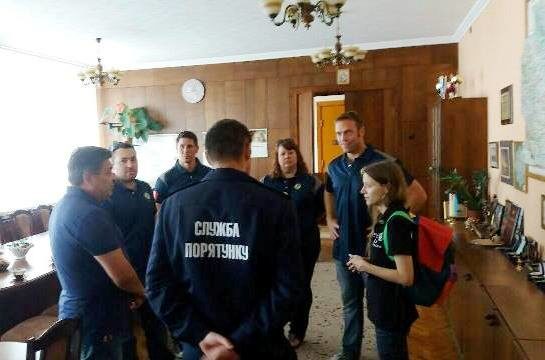 Канадці подарували прикарпатським рятувальникам пожежне спорядження