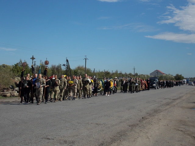 На Прикарпатті попрощалися із бійцем, який помер у зоні АТО (ФОТО)