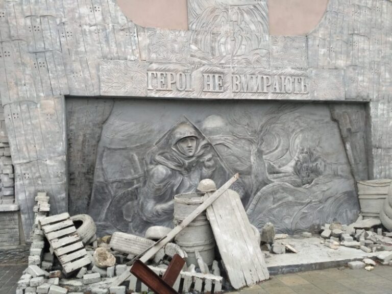 У Франківську відбулася прем’єра фільму про “Музей Небесної Сотні” (ФОТО)