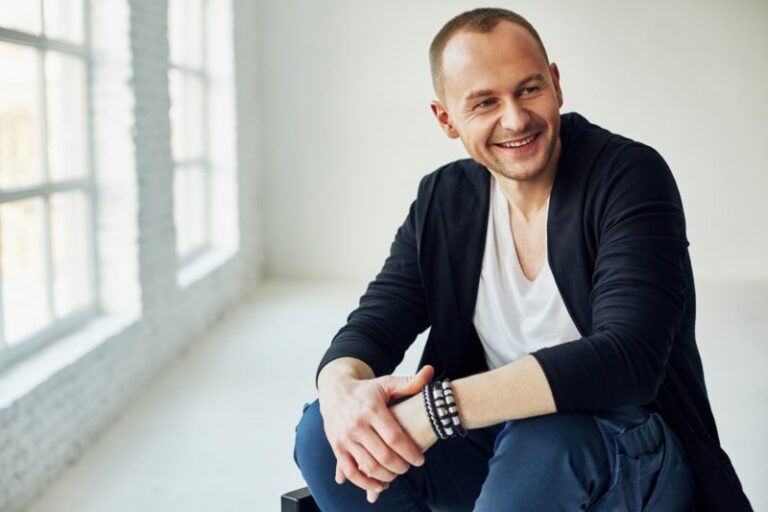 Павло Табаков презентував новий кліп і їде з концертом до Франківська (ВІДЕО)
