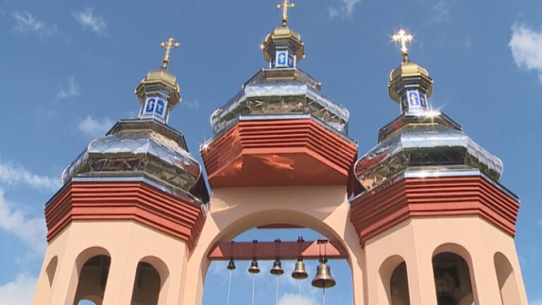 Нову дзвіницю спорудили на Коломийщині (ВІДЕО)