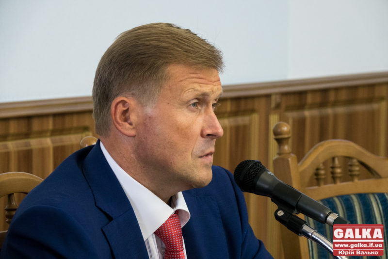 Я на власні очі бачив, як шкільний автобус віз весілля, – Гончарук