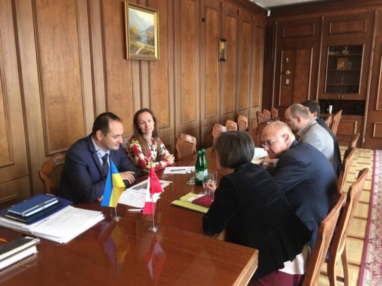 У Франківську мізкували про створення бренду міста (ФОТО)