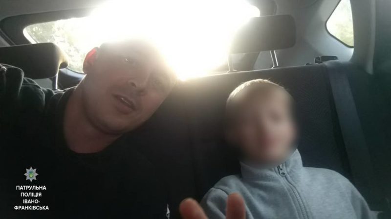 Патрульні знайшли хлопчика, який втік від мами