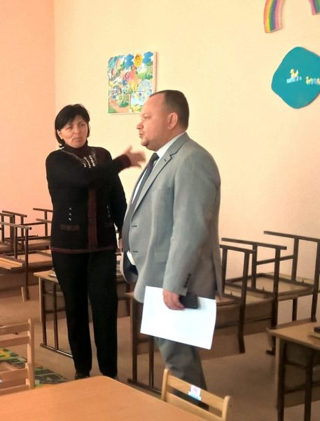 Через халатне ставлення до виконання обов’язків потерпають діти, – голова РДА про освітній заклад на Рогатинщині