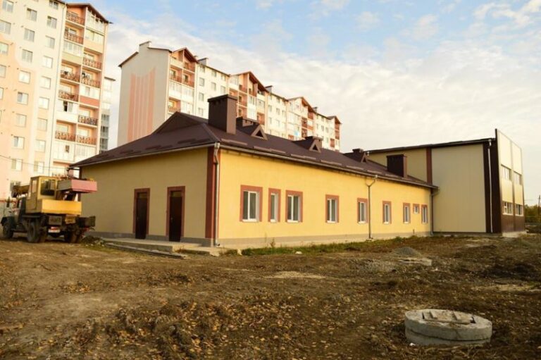 “Спілка забудівників” споруджує у Франківську водопровідну насосну станцію (ФОТО)