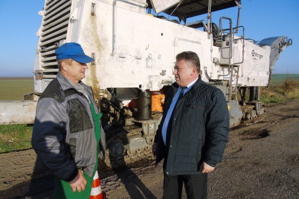 У Городенківському районі ремонтують дорогу державного значення (ФОТО)