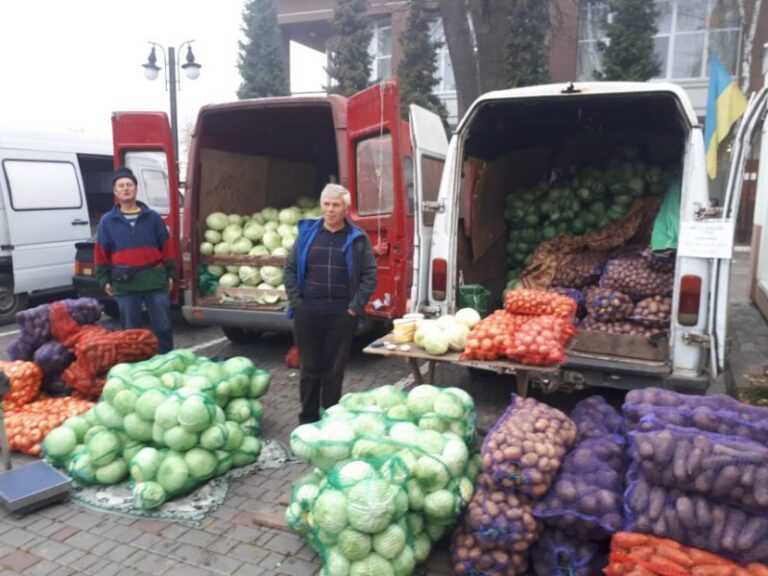 Ярмарок «Золота осінь» відбувся у Франківську (ФОТО)