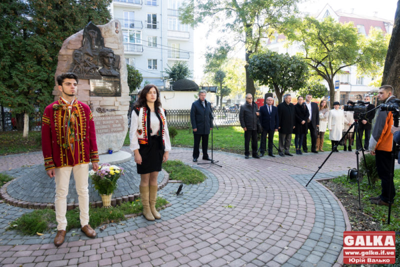 “Він не розумів, чому люди вбивають один одного”. У Франківську вшанували пам’ять Героя Романа Гурика (ФОТО)