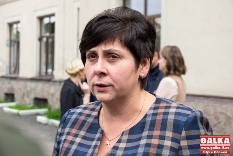 Великий скандал у міській медицині: керівниця пологового написала заяву на звільнення