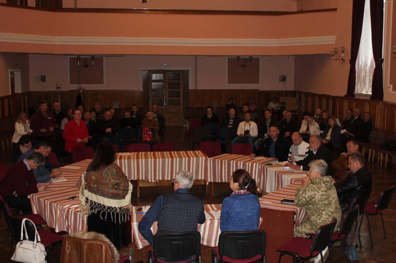 Плюси та можливі ризики медреформи обговорили у Франківську (ФОТО)