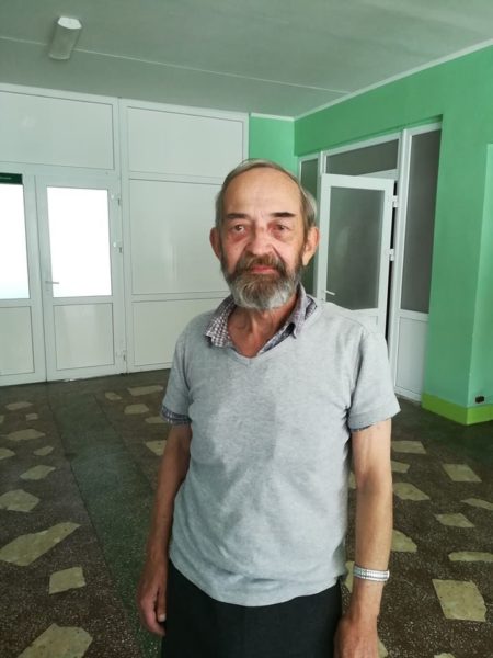 У Калуші прооперують безхатька, який у 70 років розпочав нове життя