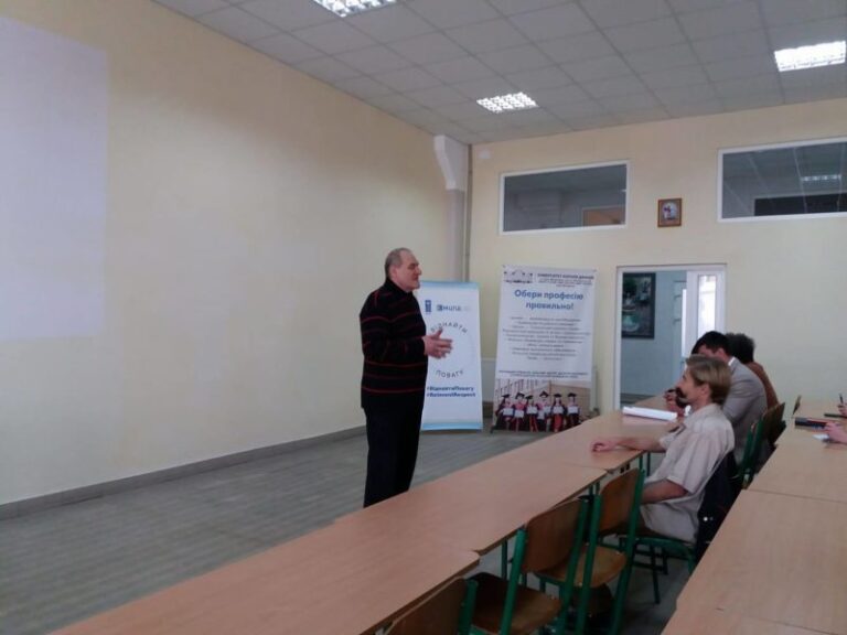 Доки люди чекають, коли держава їх забезпечить житлом і роботою, житиме комунізм, – відомий правозахисник у Франківську