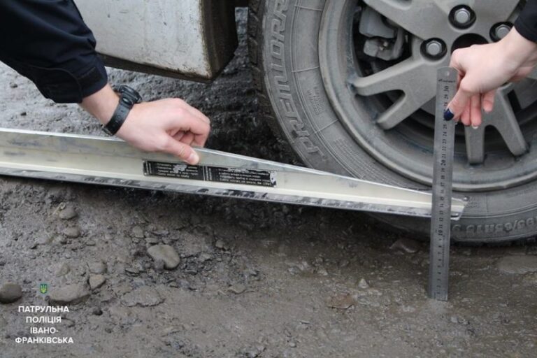 Франківцям нагадали, якими були центральні вулиці міста лише чотири роки тому (ВІДЕО)