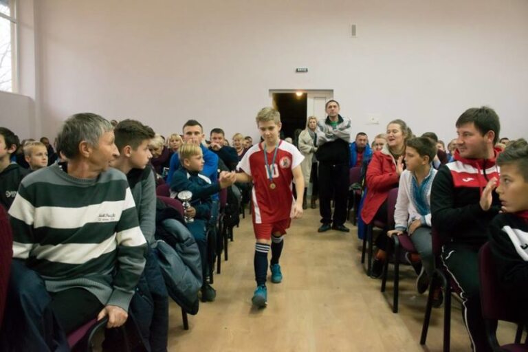 Юні франківські футболісти отримали заслужені нагороди (ФОТО)