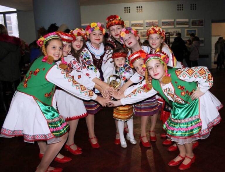 Юні прикарпатки здобули першу премію міжнародного конкурсу-фестивалю (ФОТО)
