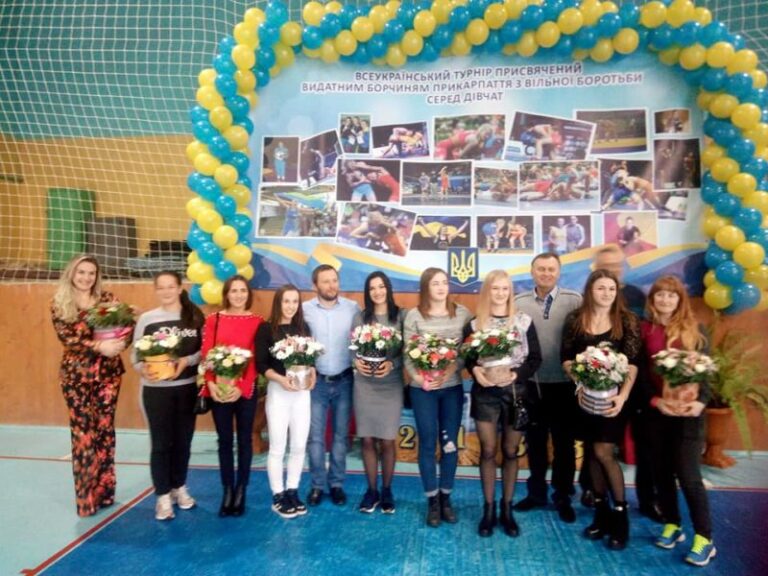 У Калуші завершився турнір з боротьби серед дівчат