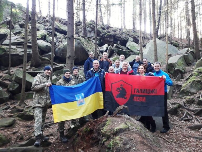 Для двадцяти бійців АТО влаштували відпочинок у Карпатах (ФОТО)