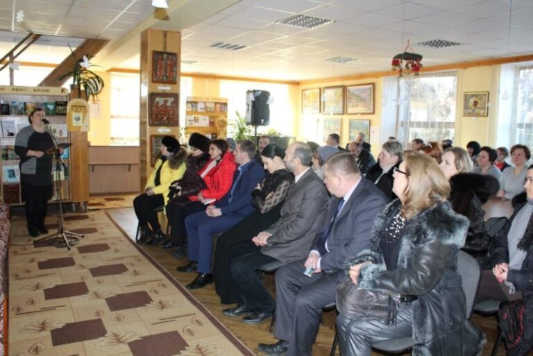 Виставку ікон «Небесні охоронці» відкрили у Рожнятові