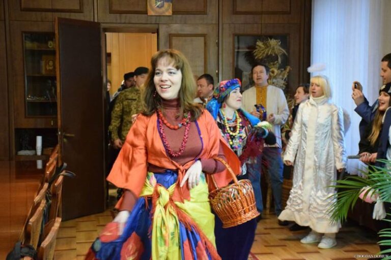 Як журналісти маланкують у Франківську (ФОТО)