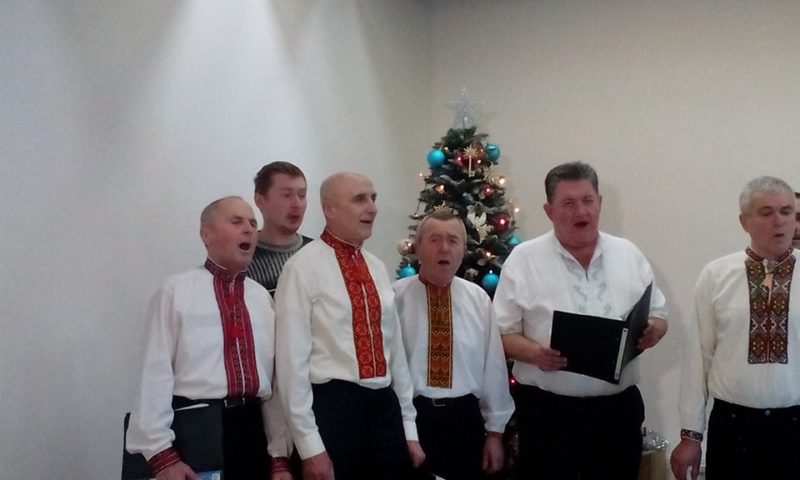 Франківських будівельників вітали зі святами колядою